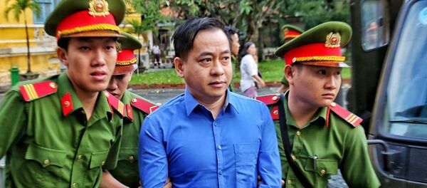 Đại án DongABank thiệt hại hơn 3.608 tỉ đồng: Xét xử Vũ 'nhôm' Đại án DongABank thiệt hại hơn 3.608 tỉ đồng: Xét xử Vũ 'nhôm' - Sputnik Việt Nam