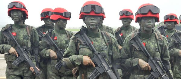 Các nữ quân nhân Đài Loan trong cuộc tập trận tại căn cứ không quân Hsinchu - Sputnik Việt Nam