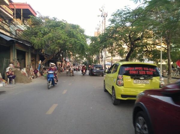 Khu vực 2 nhóm đối tượng rượt đuổi, nổ súng, đâm chém nhau đêm 25/12  - Sputnik Việt Nam