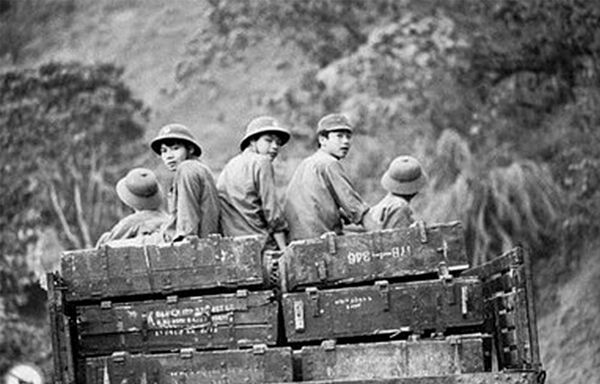 Bộ đội Việt Nam tại khu vực biên giới năm 1975 - Sputnik Việt Nam