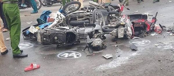 tai nạn kinh hoàng ở Long An tai nạn kinh hoàng ở Long An - Sputnik Việt Nam