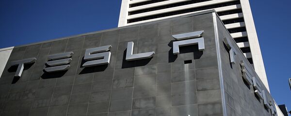 Trung tâm dịch vụ Tesla ở Los Angeles - Sputnik Việt Nam