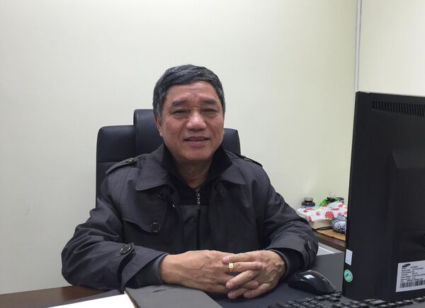 TS Lê Hồng Sơn từng ký rất nhiều quyết định tuýt còi văn bản trái luật do các bộ ngành, địa phương ban hành trước đây - Sputnik Việt Nam