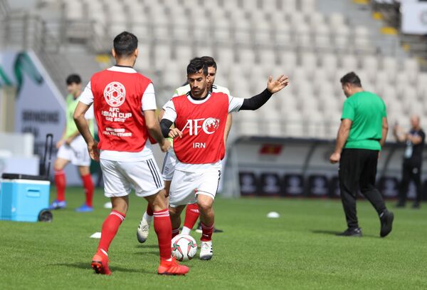 Đội tuyển Iran luyện tập.  - Sputnik Việt Nam