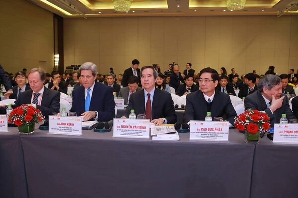 Trưởng ban Kinh tế T.Ư ông Nguyễn Văn Bình nhấn mạnh: Việt Nam là 1 trong 5 quốc gia chịu ảnh hưởng nặng nề nhất của biến đổi khí hậu - Sputnik Việt Nam