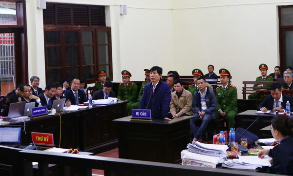 Bị cáo Hoàng Đình Khiếu tại phiên tòa. Bị cáo Hoàng Đình Khiếu tại phiên tòa. - Sputnik Việt Nam