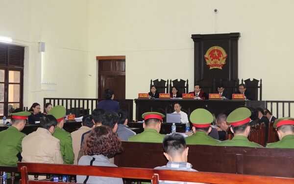 Toàn cảnh phiên tòa. Toàn cảnh phiên tòa. - Sputnik Việt Nam