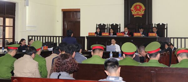 Toàn cảnh phiên tòa. - Sputnik Việt Nam