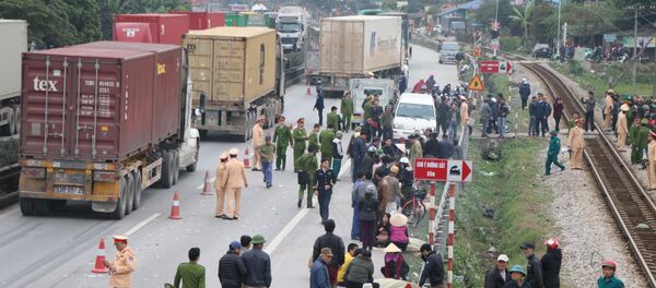 Tai nạn giao thông nghiêm trọng trên Quốc lộ 5 - Sputnik Việt Nam