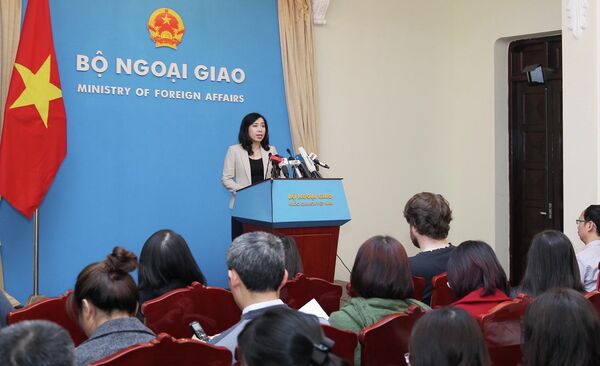Người Phát ngôn Bộ Ngoại giao Lê Thị Thu Hằng thông báo một số hoạt động đối ngoại của Việt Nam.  - Sputnik Việt Nam