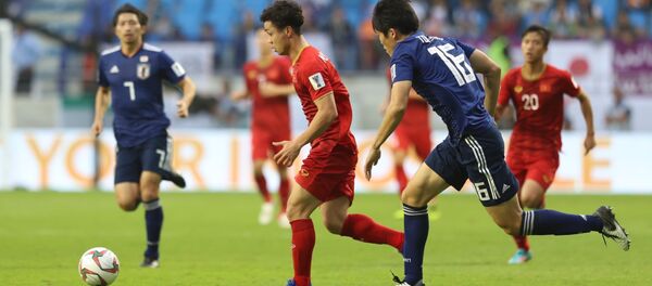 Công Phượng tự tin đi bóng. - Sputnik Việt Nam