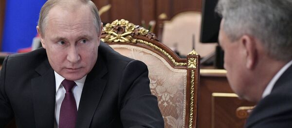 Tổng thống Putin phê duyệt dự án chế tạo tên lửa tấn công mặt đất siêu thanh tầm trung - Sputnik Việt Nam