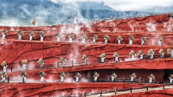 Ảnh Synergy of Humanity của nhiếp ảnh gia Malaysia Eng Chung Tong từ hạng mục Văn hóa (cuộc thi mở), shortlist Sony World Photography Awards 2019 - Sputnik Việt Nam