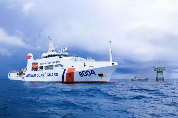 Cảnh sát biển được quyền hoạt động ngoài vùng biển Việt Nam - Sputnik Việt Nam