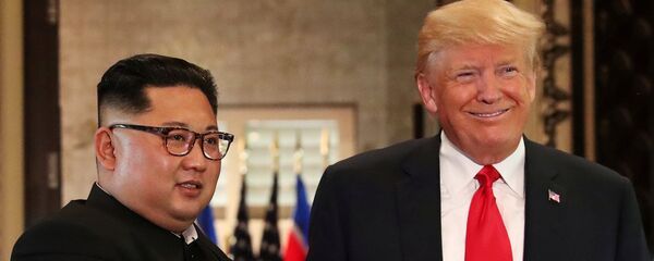 Kim Jong-un và Donald Trump - Sputnik Việt Nam