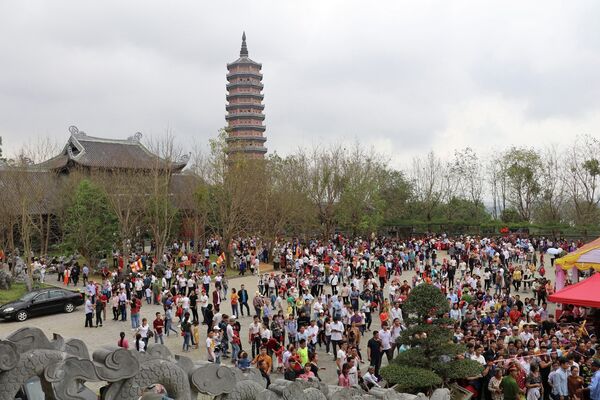 Ninh Bình: Khai mạc Lễ hội chùa Bái Đính - Xuân Kỷ Hợi 2019 Ninh Bình: Khai mạc Lễ hội chùa Bái Đính - Xuân Kỷ Hợi 2019 - Sputnik Việt Nam
