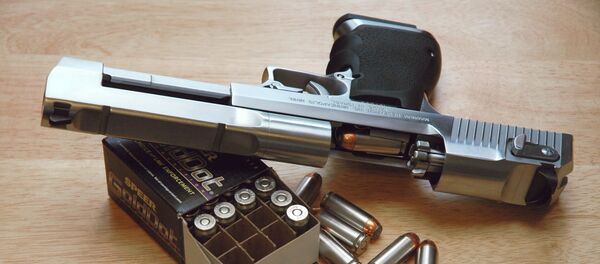 Súng ngắn Desert Eagle 50 AE Súng ngắn Desert Eagle 50 AE - Sputnik Việt Nam