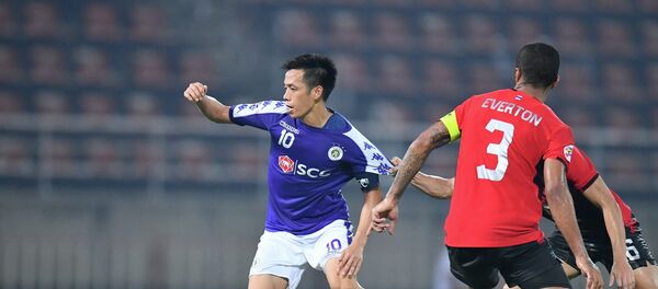 Văn Quyết trong màu áo Hà Nội FC - Sputnik Việt Nam
