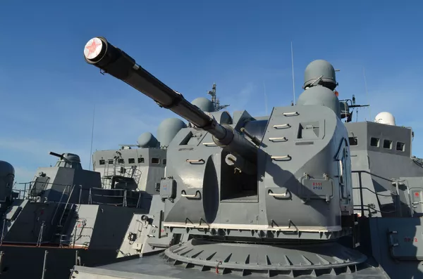Hệ thống pháo tự động 76,2 mm AK-176M trên tàu Dagestan Hệ thống pháo tự động 76,2 mm AK-176M trên tàu Dagestan - Sputnik Việt Nam