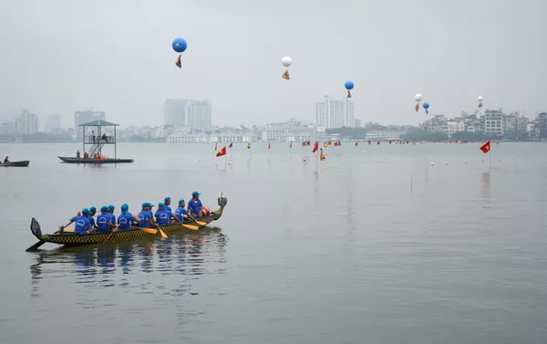 Lễ hội Bơi chải thuyền rồng truyền thống ở Hà Nội Lễ hội Bơi chải thuyền rồng truyền thống ở Hà Nội - Sputnik Việt Nam
