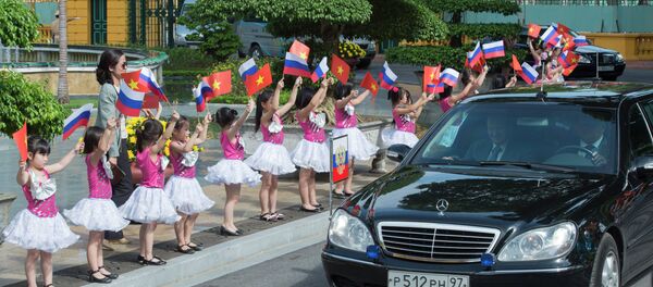 Vladimir Putin chính thức thăm Việt Nam năm 2013 - Sputnik Việt Nam