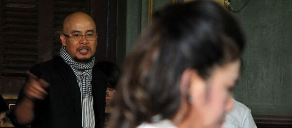 Ông Đặng Lê Nguyên Vũ khuyên bà Thảo “cần tu tập và sám hối” Ông Đặng Lê Nguyên Vũ khuyên bà Thảo “cần tu tập và sám hối” - Sputnik Việt Nam