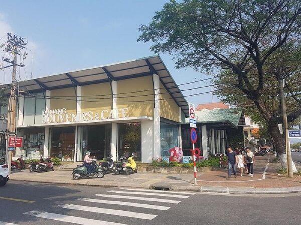 Lô đất 34 Bạch Đằng chỉ xác định giá trị cho công ty cung ứng tàu biển có 18,3 triệu đồng/m2.  - Sputnik Việt Nam