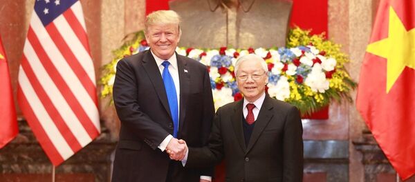 Tổng thống Mỹ Donald Trump gặp Tổng bí thư, Chủ tịch nước Nguyễn Phú Trọng - Sputnik Việt Nam