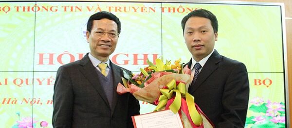 Bộ trưởng Nguyễn Mạnh Hùng giao nhiệm vụ phụ trách Cục An toàn thông tin cho ông Nguyễn Huy Dũng - Sputnik Việt Nam