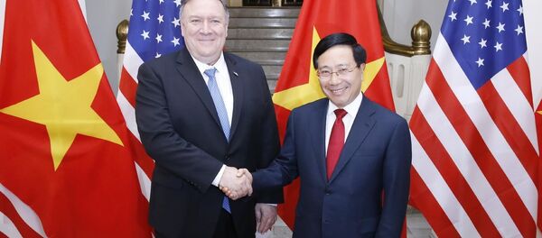 Chiều 26/2/2019, tại Trụ sở Bộ Ngoại giao, Phó Thủ tướng, Bộ trưởng Ngoại giao Phạm Bình Minh hội đàm với Bộ trưởng Ngoại giao Mỹ Mike Pompeo nhân chuyến tham dự Hội nghị Thượng đỉnh Mỹ - Triều Tiên lần thứ hai từ ngày 27 - 28/2/2019 tại Hà Nội. Chiều 26/2/2019, tại Trụ sở Bộ Ngoại giao, Phó Thủ tướng, Bộ trưởng Ngoại giao Phạm Bình Minh hội đàm với Bộ trưởng Ngoại giao Mỹ Mike Pompeo nhân chuyến tham dự Hội nghị Thượng đỉnh Mỹ - Triều Tiên lần thứ hai từ ngày 27 - 28/2/2019 tại Hà Nội. - Sputnik Việt Nam