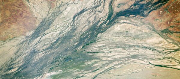 Hệ thống kênh ở Queensland, Australia nhìn từ vũ trụ Hệ thống kênh ở Queensland, Australia nhìn từ vũ trụ - Sputnik Việt Nam