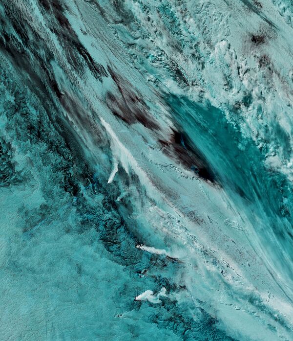 Ba núi lửa trên đảo South Sandwich - Sputnik Việt Nam