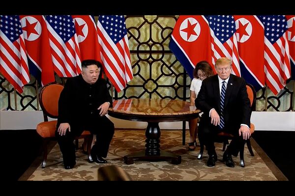 hai ông trong trao đổi ban đầu - Sputnik Việt Nam