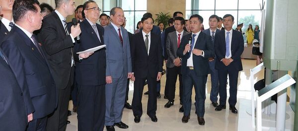 Đoàn đại biểu Đảng Lao động Triều Tiên thăm Tập đoàn Công nghiệp – Viễn thông Quân đội (Viettel) - Sputnik Việt Nam