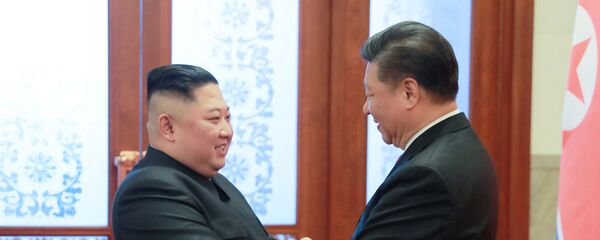 Kim Jong-un và Tập Cận Bình - Sputnik Việt Nam