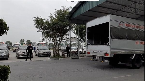 Giải mã “xe điên”: Những dối trá kinh hoàng bên trong trường lái xe chống trượt - Sputnik Việt Nam