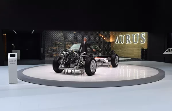 Hệ thống treo của xe Aurus tại Geneva Motor Show Hệ thống treo của xe Aurus tại Geneva Motor Show - Sputnik Việt Nam