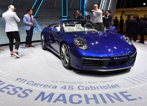 Xe Porsche 911 Carrera 4S Cabriolet tại Triển lãm ô tô quốc tế Geneva 2019 - Sputnik Việt Nam