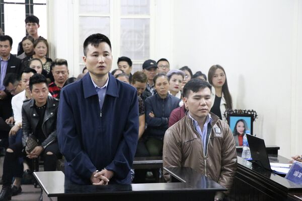 Bị cáo Phạm Đức Thế khai báo trước Tòa.  - Sputnik Việt Nam