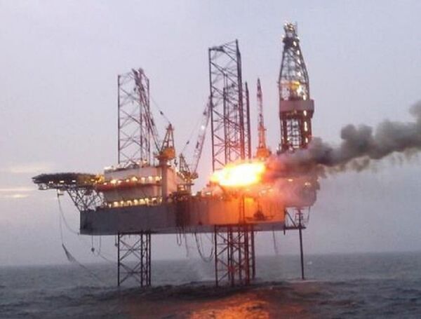 Giếng khoan thăm dò dầu khí ở mỏ Cá Tầm - Sputnik Việt Nam