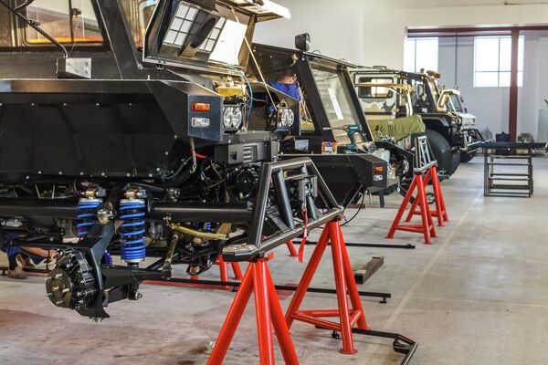 Xe Krechet trong xưởng lắp ráp Xe Krechet trong xưởng lắp ráp - Sputnik Việt Nam