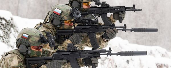 Súng AK-12 và AK-15 - Sputnik Việt Nam