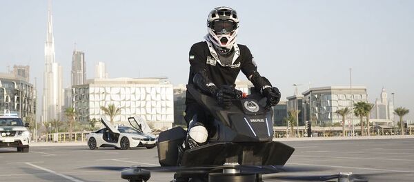 Cảnh sát Dubai có “xe bay” đầu tiên trên thế giới. Sáng chế gia tiết lộ gì với Sputnik? - Sputnik Việt Nam