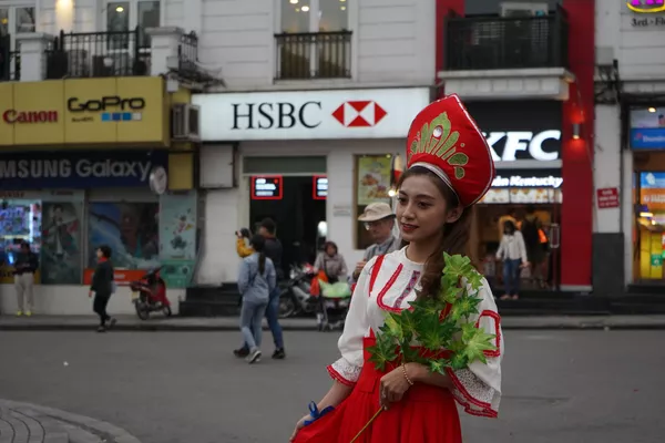 Lễ hội Văn hóa Nga bên Hồ Gươm “Giai điệu Nga trong trái tim thủ đô Việt Nam” Lễ hội Văn hóa Nga bên Hồ Gươm “Giai điệu Nga trong trái tim thủ đô Việt Nam” - Sputnik Việt Nam