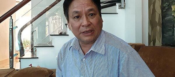 Ông Nguyễn Trọng Vịnh phản ánh về việc cảnh sát 113 nổ súng bắn con trai ông là vi phạm pháp luật. - Sputnik Việt Nam