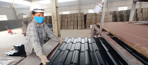 Dây chuyền sản xuất vật liệu xây dựng tại Công ty CP vật liệu và xây dựng ICEM, Khu công nghiệp VSIP (Nghệ An). Dây chuyền sản xuất vật liệu xây dựng tại Công ty CP vật liệu và xây dựng ICEM, Khu công nghiệp VSIP (Nghệ An). - Sputnik Việt Nam