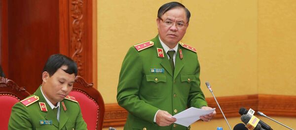 Trung tướng Trần Văn Vệ, Chánh Văn phòng Cơ quan Cảnh sát điều tra, Bộ Công an phát biểu.  - Sputnik Việt Nam