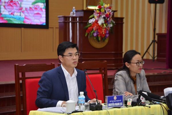 Chủ tịch UBND thành phố Uông Bí Nguyễn Mạnh Hà phát biểu. Chủ tịch UBND thành phố Uông Bí Nguyễn Mạnh Hà phát biểu. - Sputnik Việt Nam