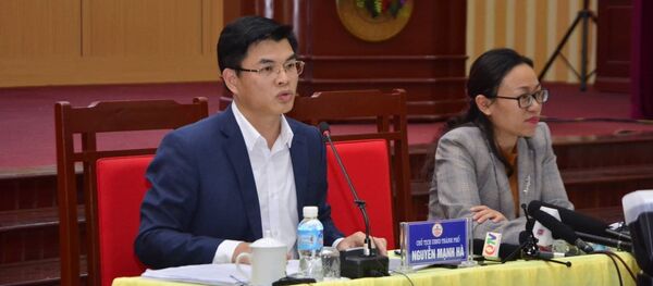 Chủ tịch UBND thành phố Uông Bí Nguyễn Mạnh Hà phát biểu. - Sputnik Việt Nam