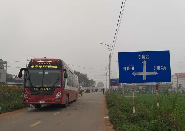 Chiếc xe khách gây tai nạn.  - Sputnik Việt Nam